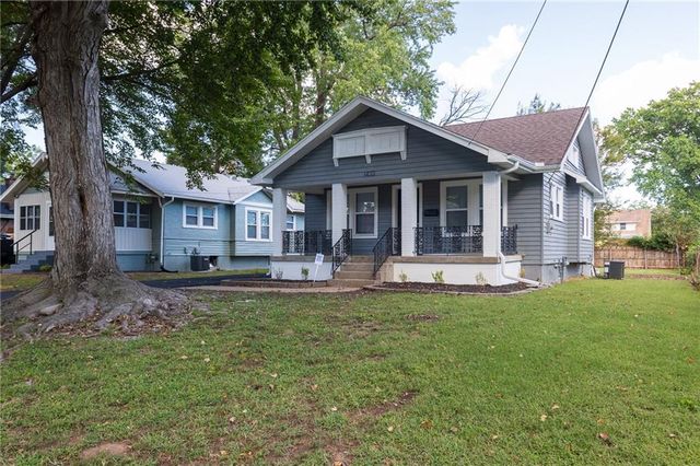 1433 S Ralston Avenue, Independence, MO 64052