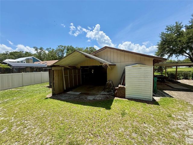 800 E LANSDOWNE AVENUE, Orange City, FL 32763