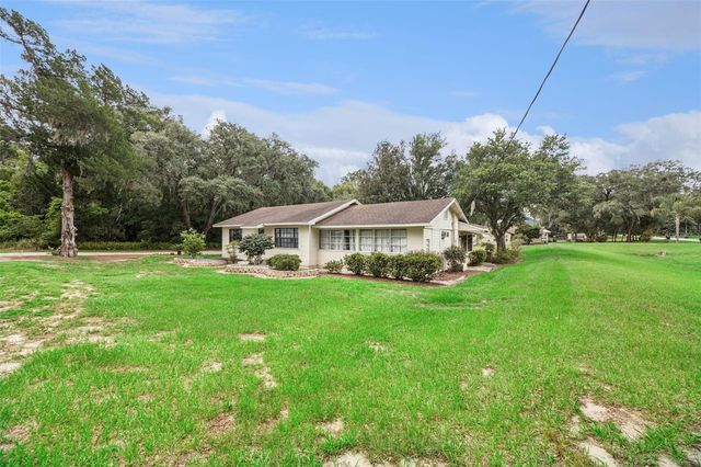 800 E LANSDOWNE AVENUE, Orange City, FL 32763