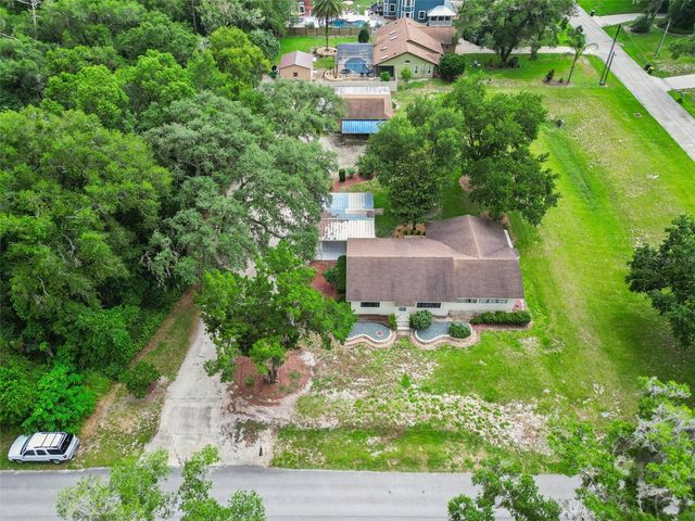 800 E LANSDOWNE AVENUE, Orange City, FL 32763