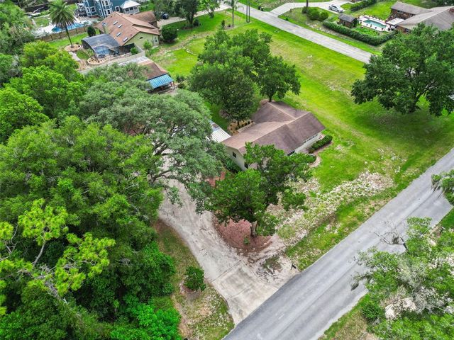 800 E LANSDOWNE AVENUE, Orange City, FL 32763