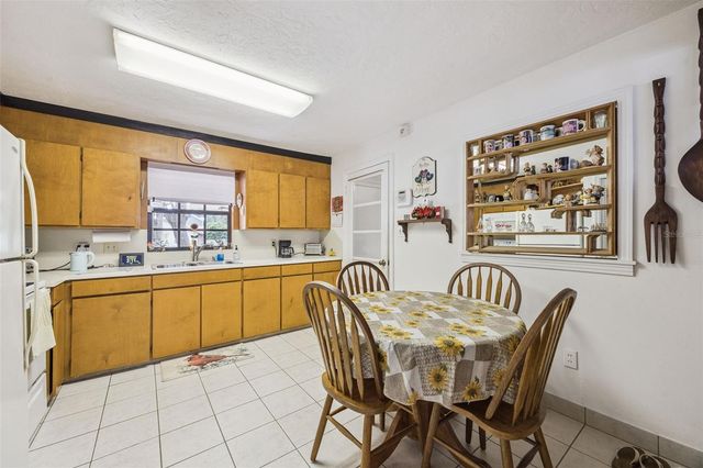 800 E LANSDOWNE AVENUE, Orange City, FL 32763