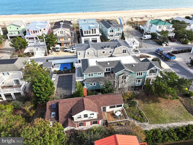 3 E KING ST, Fenwick Island, DE 19944