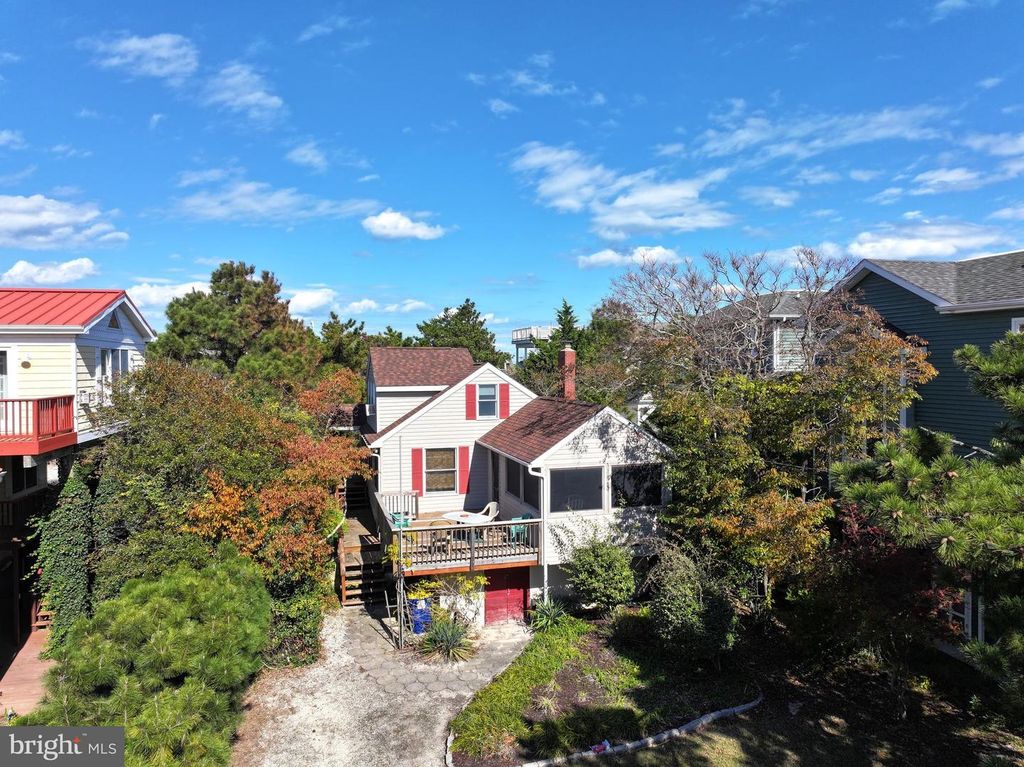 3 E KING ST, Fenwick Island, DE 19944