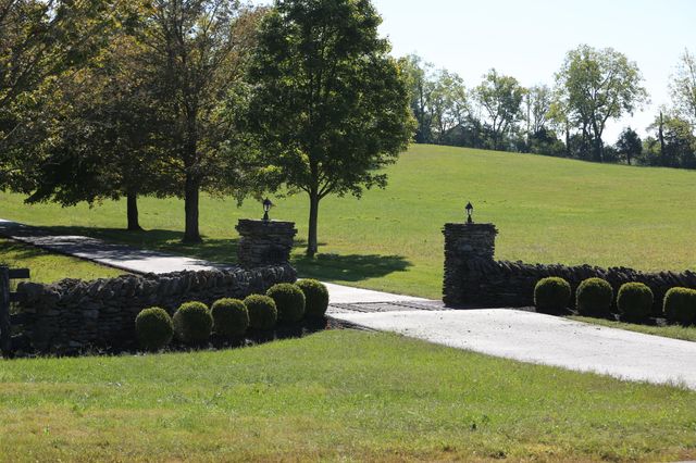 1231 Warwick Road, Harrodsburg, KY 40330