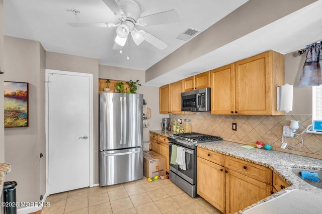 4303 Norma Place 4303, Toms River, NJ 08755