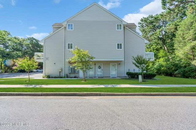 4303 Norma Place 4303, Toms River, NJ 08755
