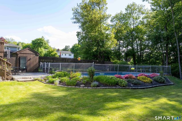 3 Eastview Drive, New Fairfield, CT 06812