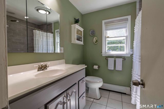 3 Eastview Drive, New Fairfield, CT 06812