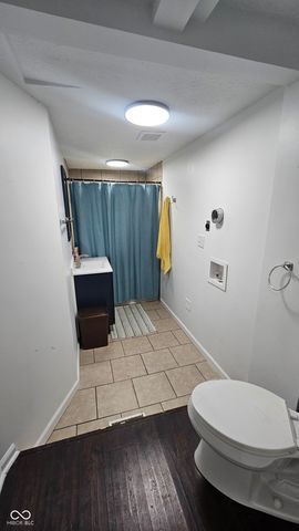 221 Kansas Street, Indianapolis, IN 46225