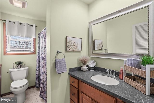 962 W AREBA AVE, Hershey, PA 17033