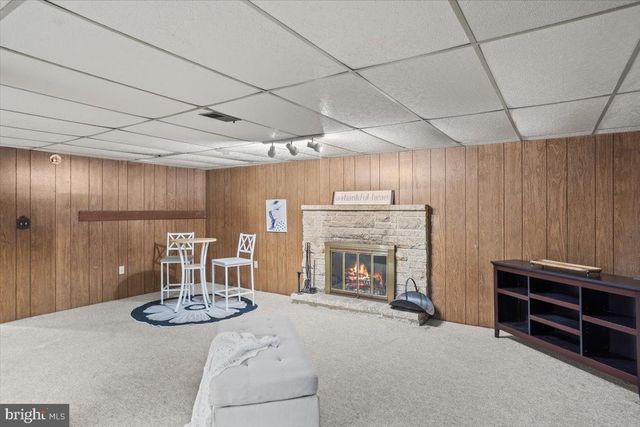 962 W AREBA AVE, Hershey, PA 17033