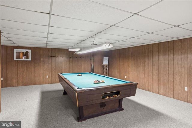 962 W AREBA AVE, Hershey, PA 17033