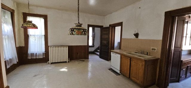 1720 College AVENUE, Racine, WI 53403