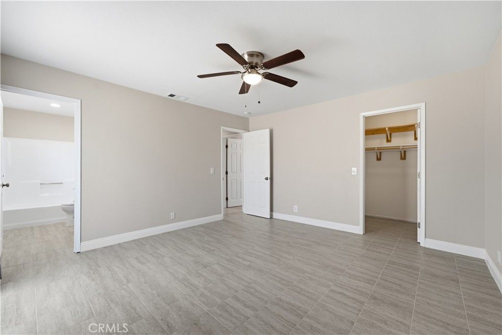 Image 16 of property listing at 40185 179th Street East, Palmdale, CA 93591