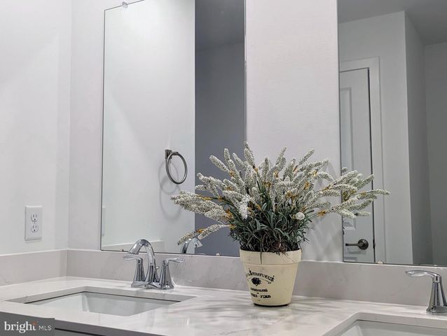 263 AARON TRUEHART WAY, Titusville, NJ 08560