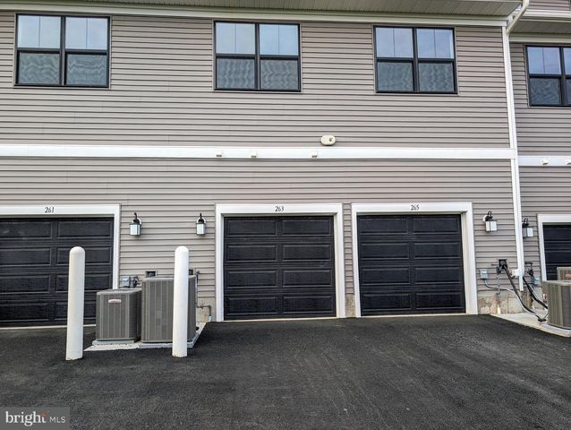 263 AARON TRUEHART WAY, Titusville, NJ 08560