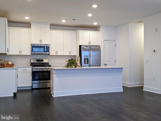 263 AARON TRUEHART WAY, Titusville, NJ 08560