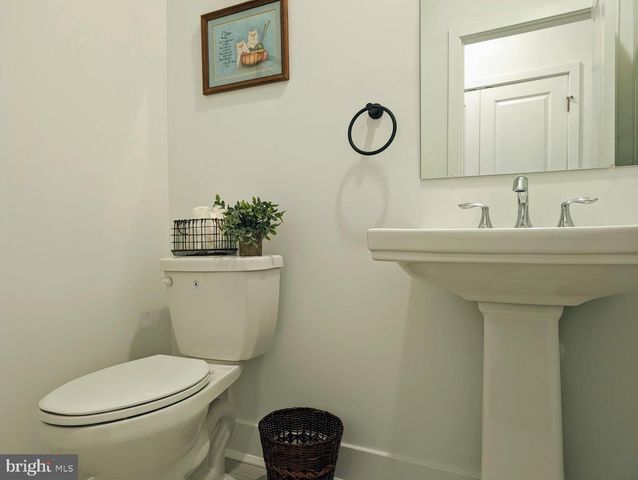 263 AARON TRUEHART WAY, Titusville, NJ 08560