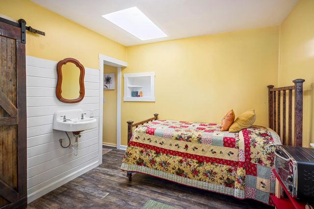 8241 Old School Way, Mokelumne Hill, CA 95245