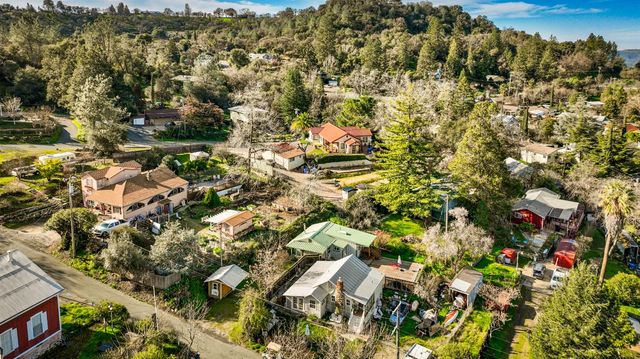 8241 Old School Way, Mokelumne Hill, CA 95245