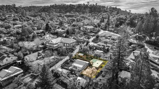 8241 Old School Way, Mokelumne Hill, CA 95245