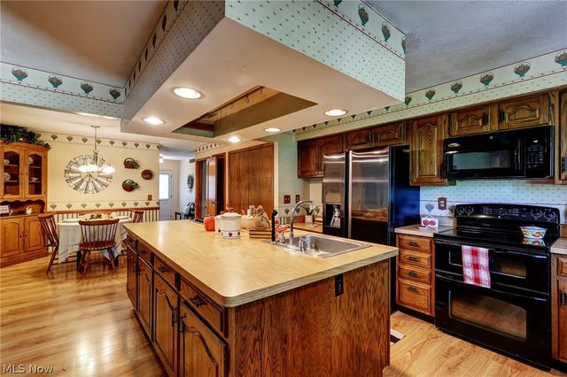 6065 E Valleyview Court, Mentor, OH 44060