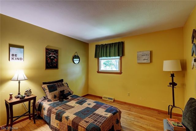 6065 E Valleyview Court, Mentor, OH 44060