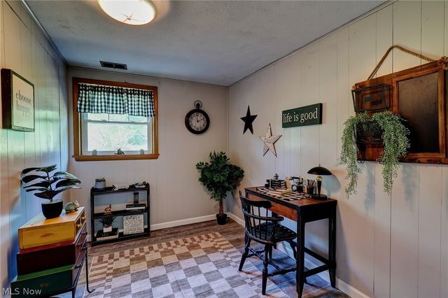 6065 E Valleyview Court, Mentor, OH 44060