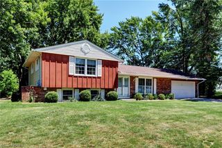 6065 E Valleyview Court, Mentor, OH 44060