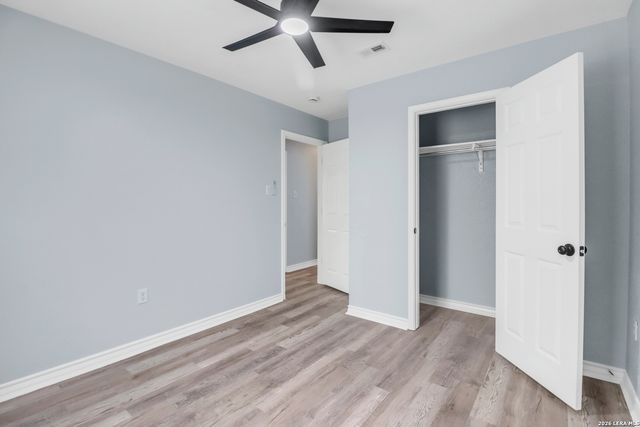 1037 N Guadalupe, Seguin, TX 78155