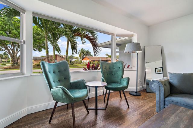 1342 Essex Drive, Wellington, FL 33414