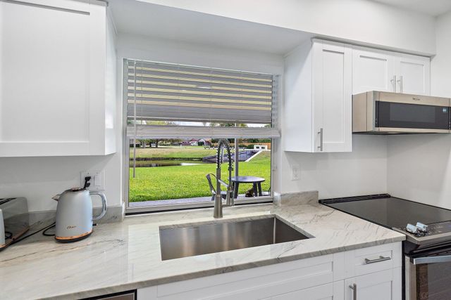 1342 Essex Drive, Wellington, FL 33414