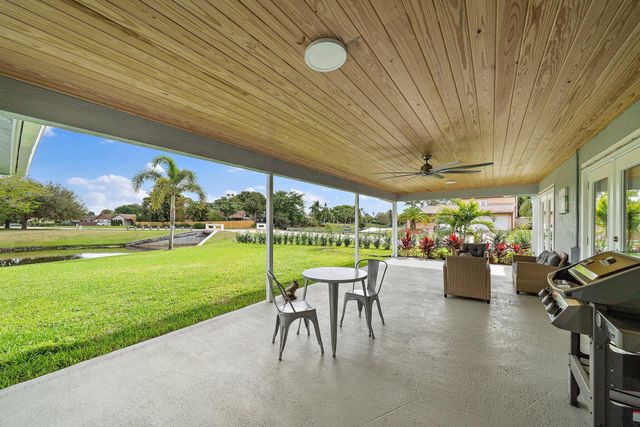 1342 Essex Drive, Wellington, FL 33414