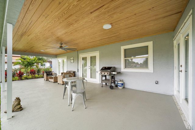 1342 Essex Drive, Wellington, FL 33414