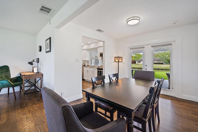 1342 Essex Drive, Wellington, FL 33414