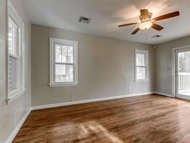 604 Iowa Street, Norman, OK 73069