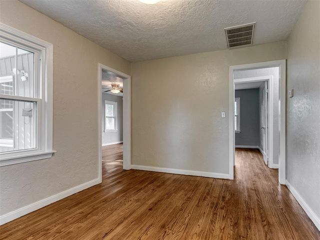 604 Iowa Street, Norman, OK 73069