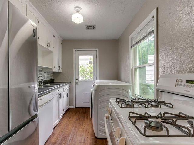604 Iowa Street, Norman, OK 73069