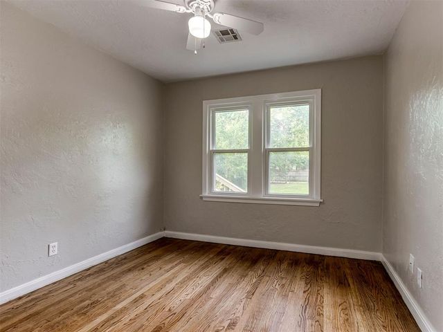 604 Iowa Street, Norman, OK 73069