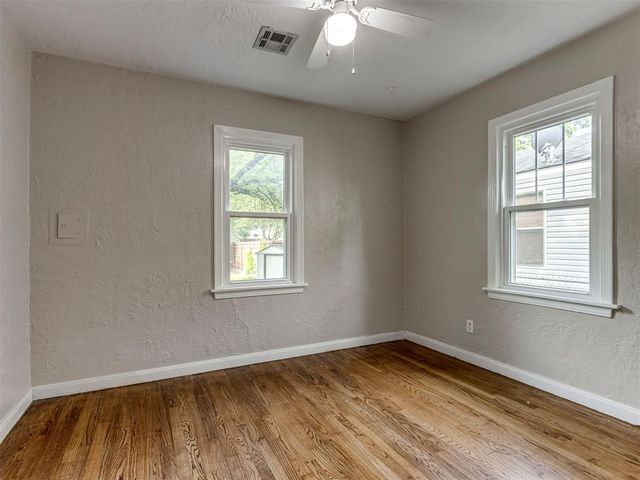 604 Iowa Street, Norman, OK 73069