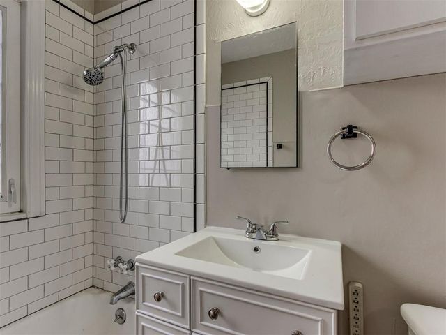 604 Iowa Street, Norman, OK 73069
