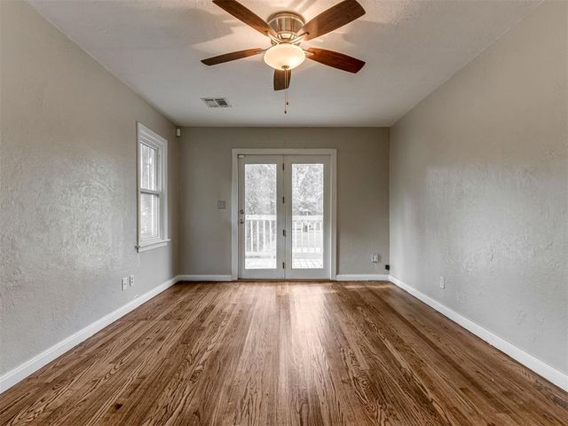 604 Iowa Street, Norman, OK 73069