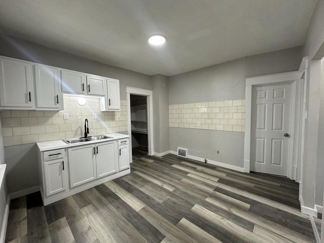 3224 N 24th PLACE, Milwaukee, WI 53206