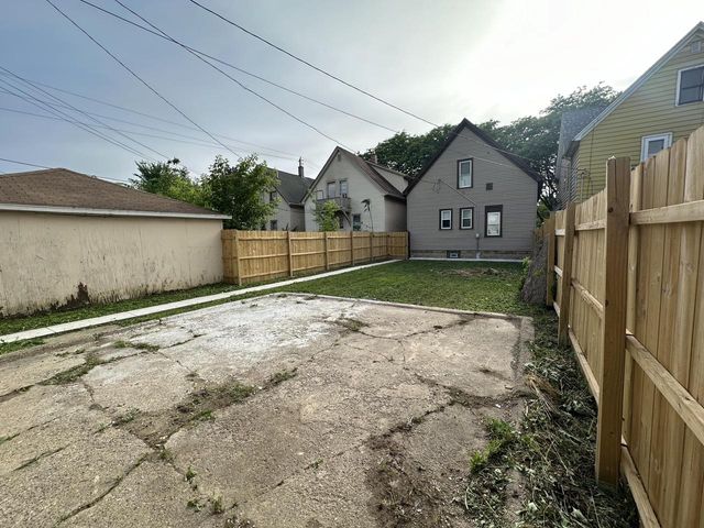 3224 N 24th PLACE, Milwaukee, WI 53206