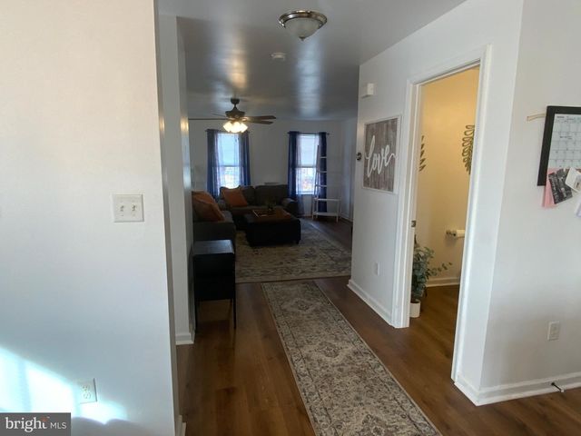 700 ADMIRALS QUAY DR, Mechanicsburg, PA 17050