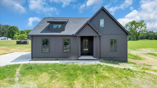 1521 Smartt Station Rd, Morrison, TN 37357