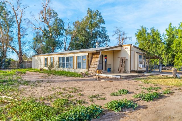 7169 S Harquahala Drive, Mohave Valley, AZ 86440