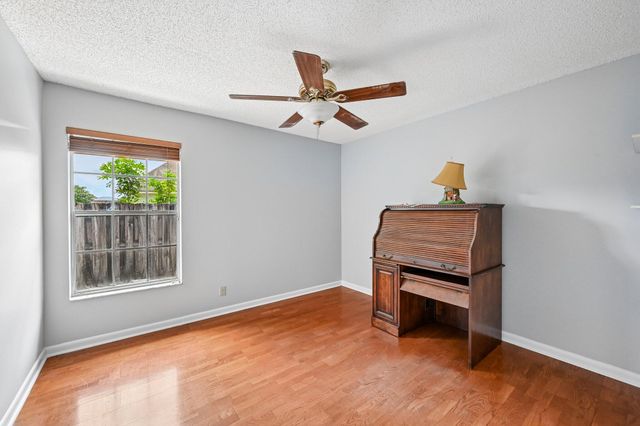 160 Royal Pine Circle S, Royal Palm Beach, FL 33411