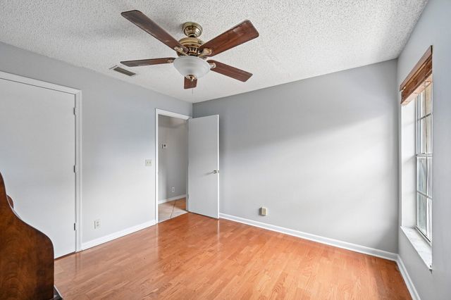 160 Royal Pine Circle S, Royal Palm Beach, FL 33411